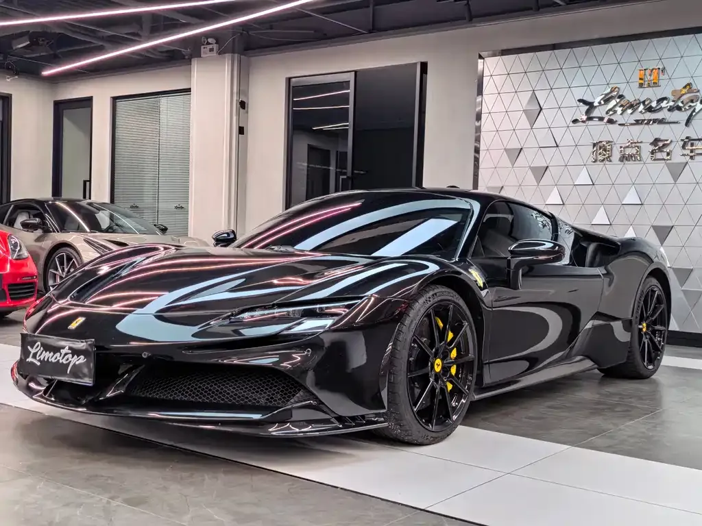 Ferrari SF90 2023 из CN, фото 1
