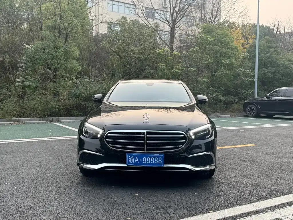 Mercedes-Benz E-Class — фото 10