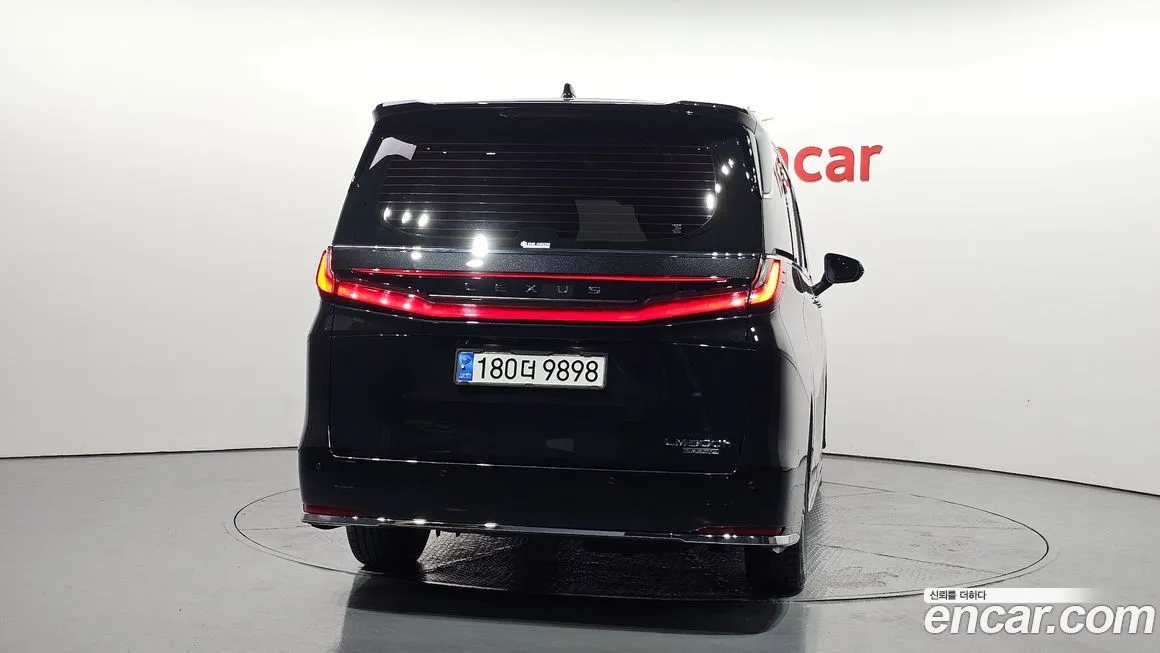 Lexus LM 2025 из KR, фото 2