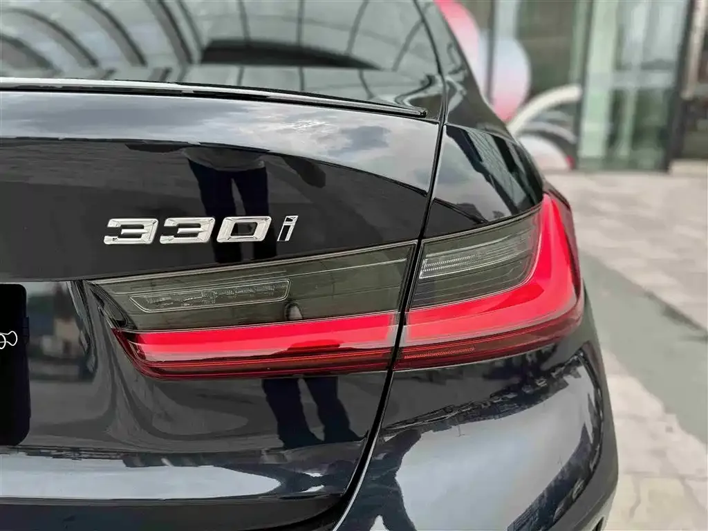 BMW 3 Series 2025 из CN, фото 8