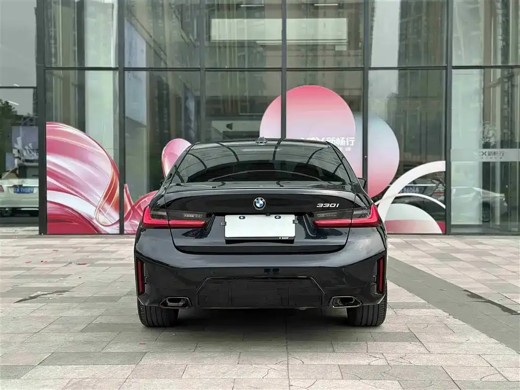 BMW 3 Series 2025 из CN, фото 2