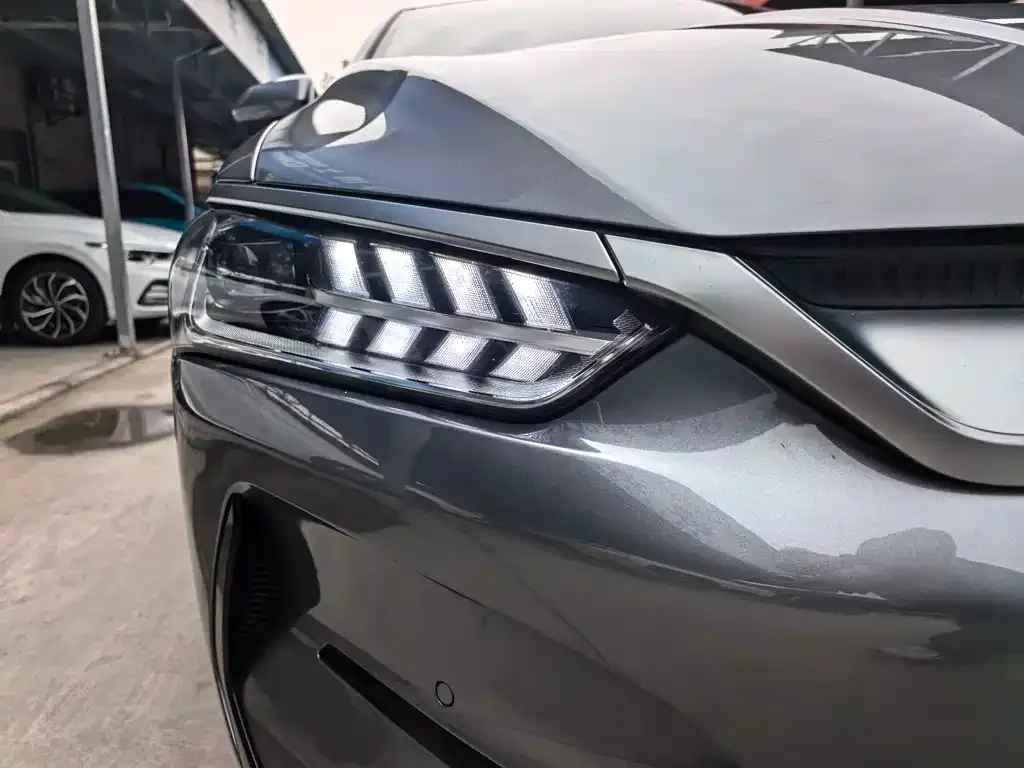 BYD Qin PLUS — фото 9