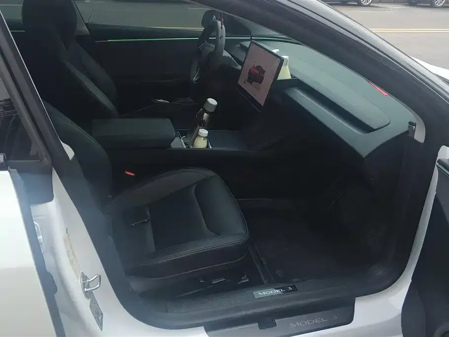 Tesla Model 3 2025 из CN, фото 5