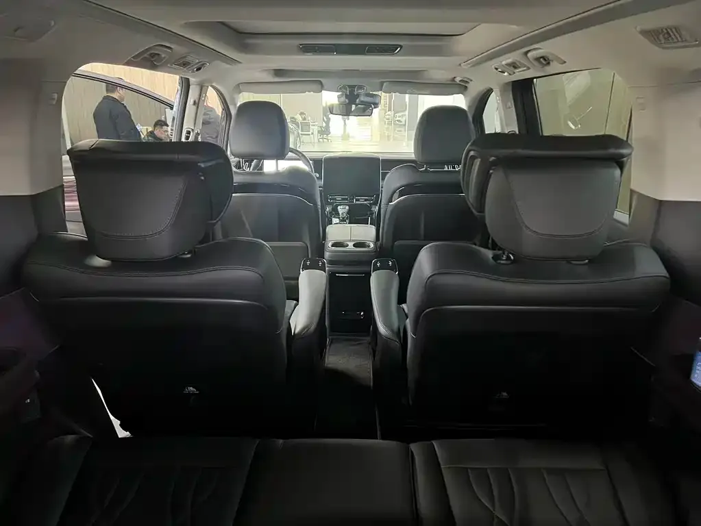 GAC Motor Trumpchi M8 — фото 2