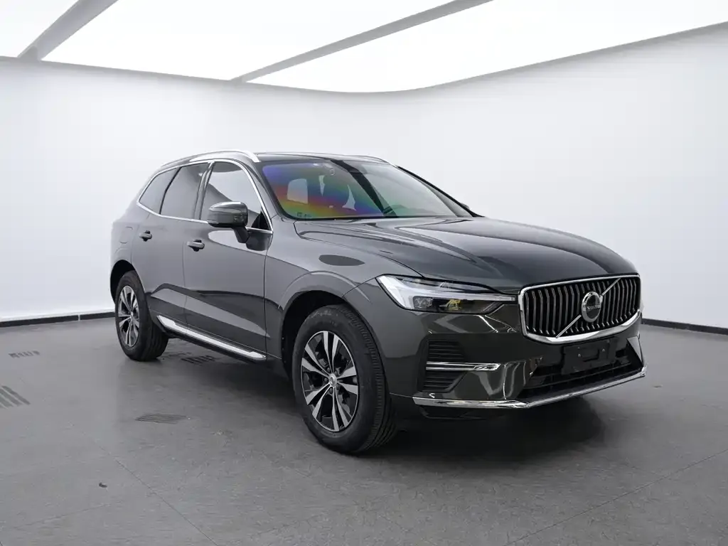 Volvo XC60 — фото 2