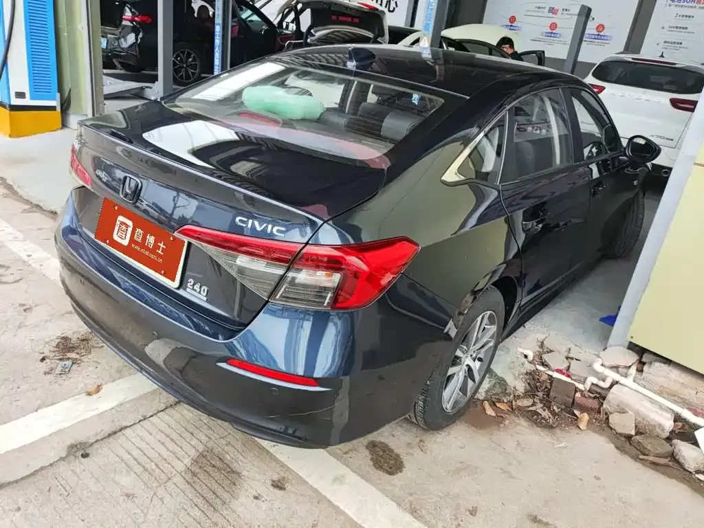 Honda Civic — фото 3