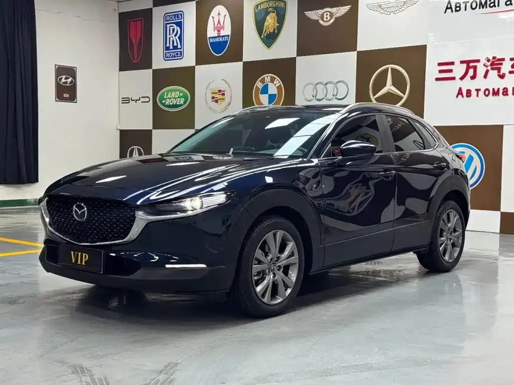 Mazda CX-30 — фото 1