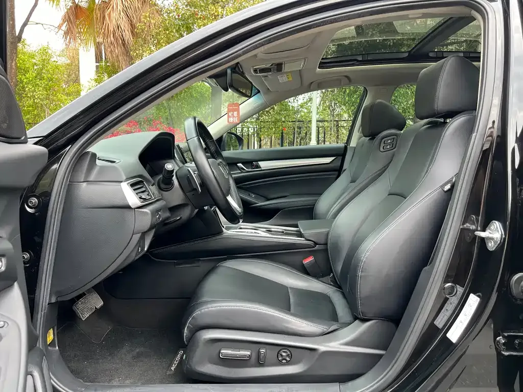 Honda Accord 2021 из CN, фото 3