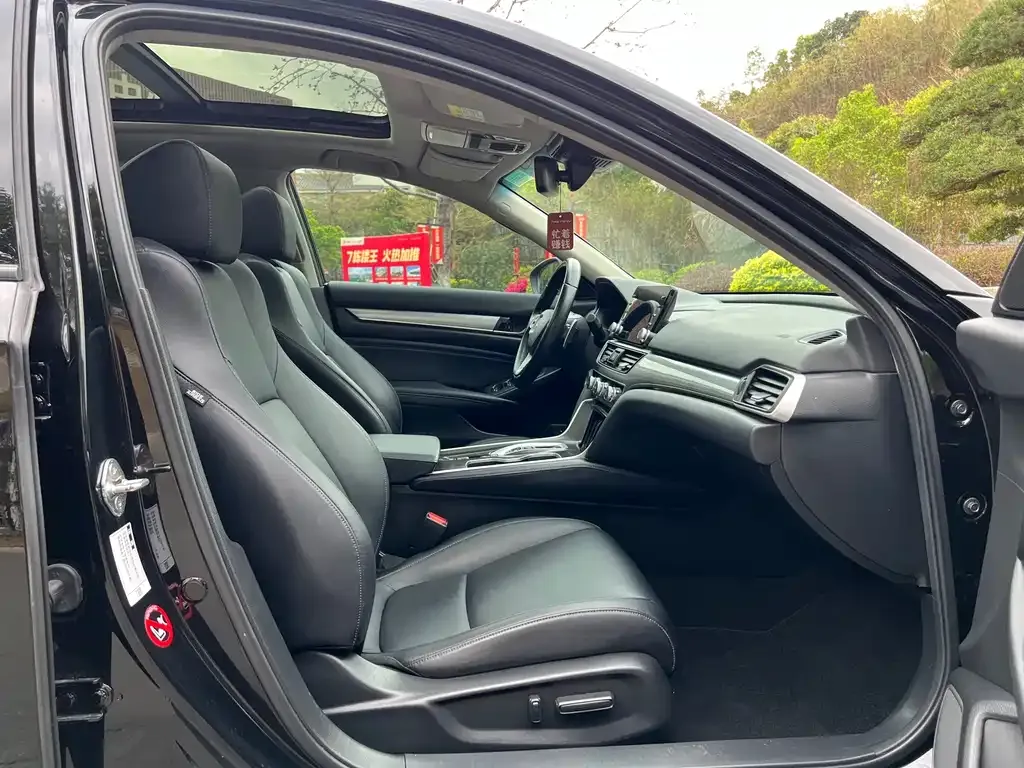 Honda Accord 2021 из CN, фото 9