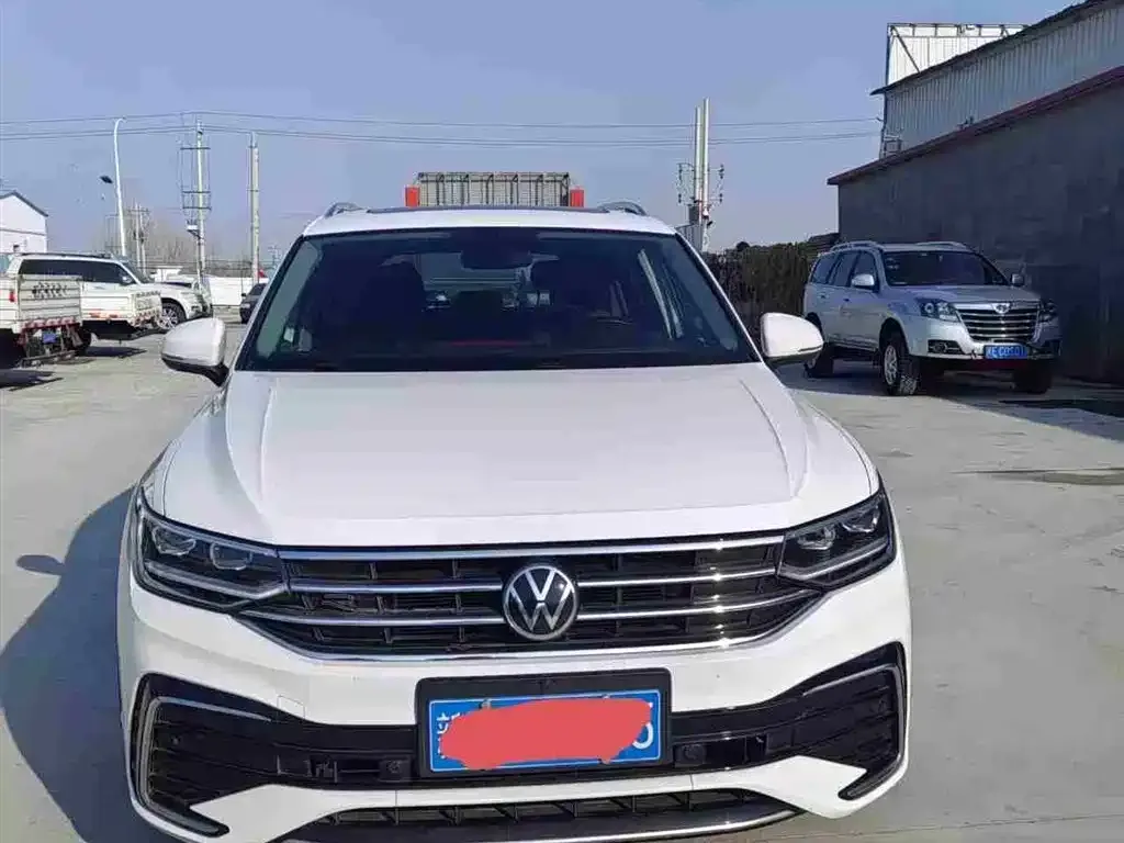 Volkswagen Tiguan L 2022 из CN, фото 1