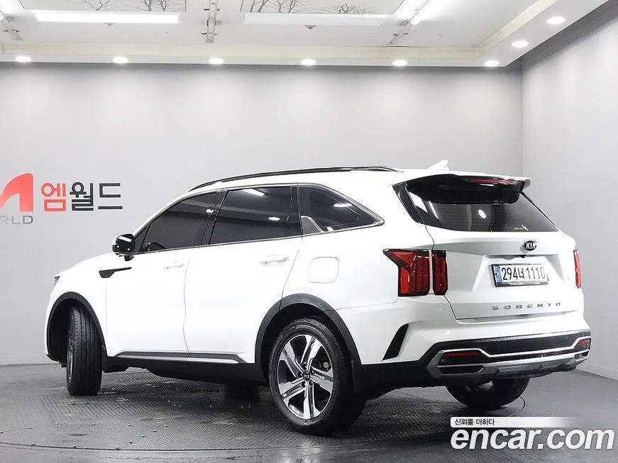Kia Sorento — фото 6