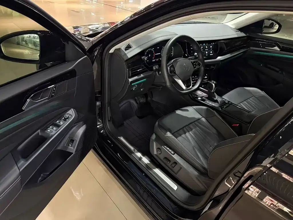 Volkswagen Passat — фото 6
