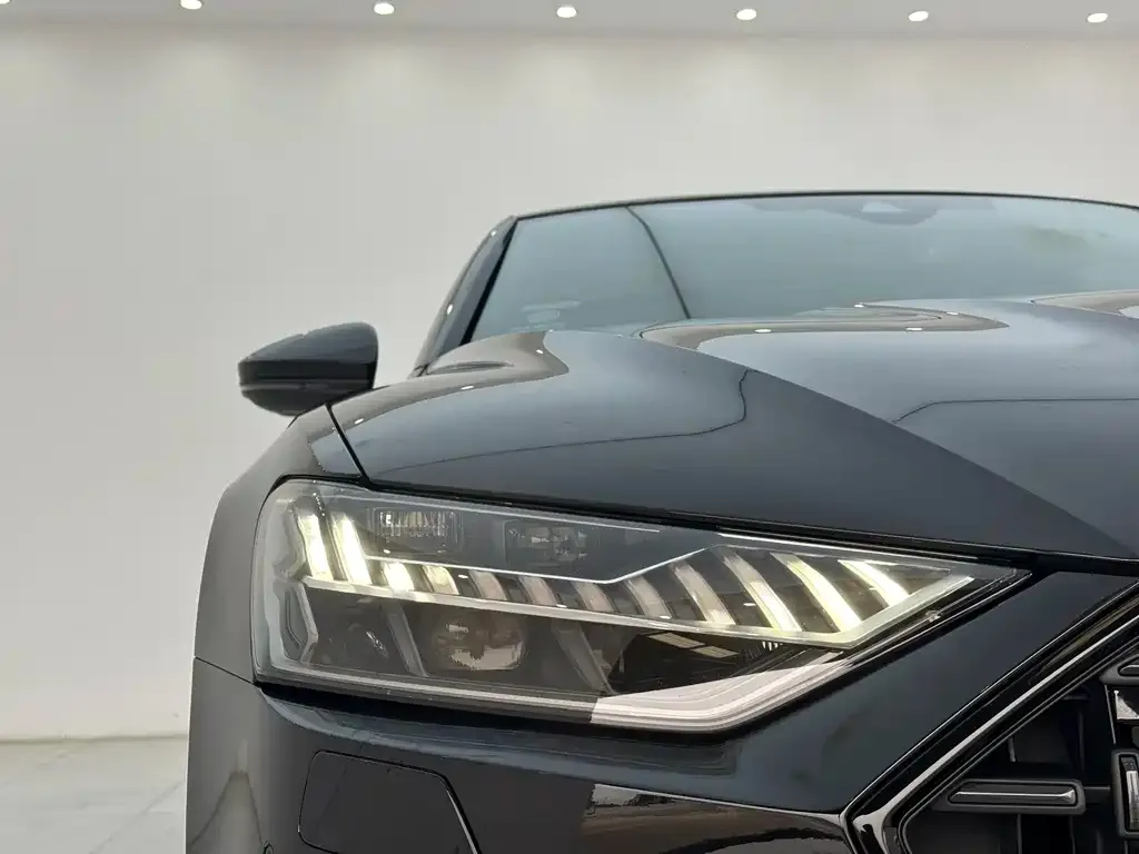 Audi A7L 2023 из CN, фото 3