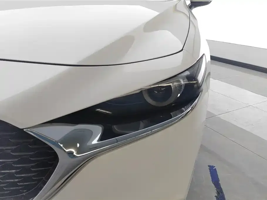 Mazda 3 Axela 2021 из CN, фото 2