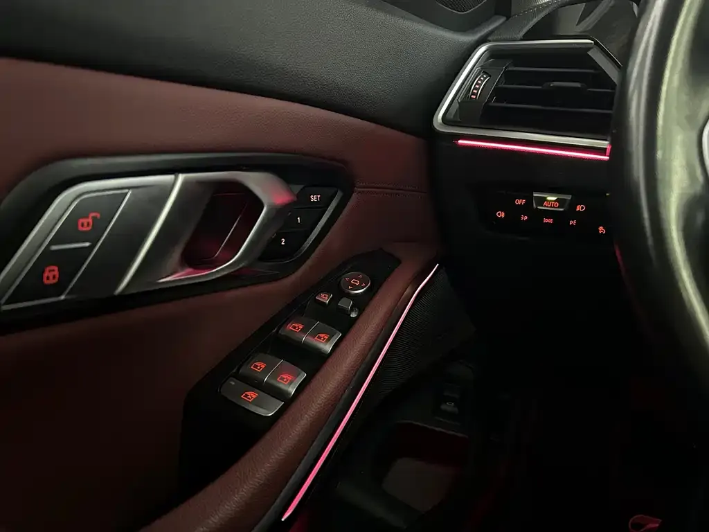 BMW 3 Series 2021 из CN, фото 6