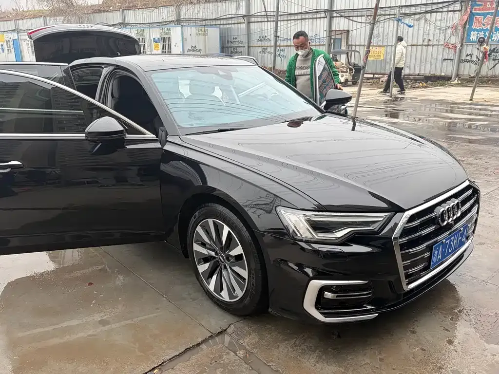 Audi A6L 2023 из CN, фото 4