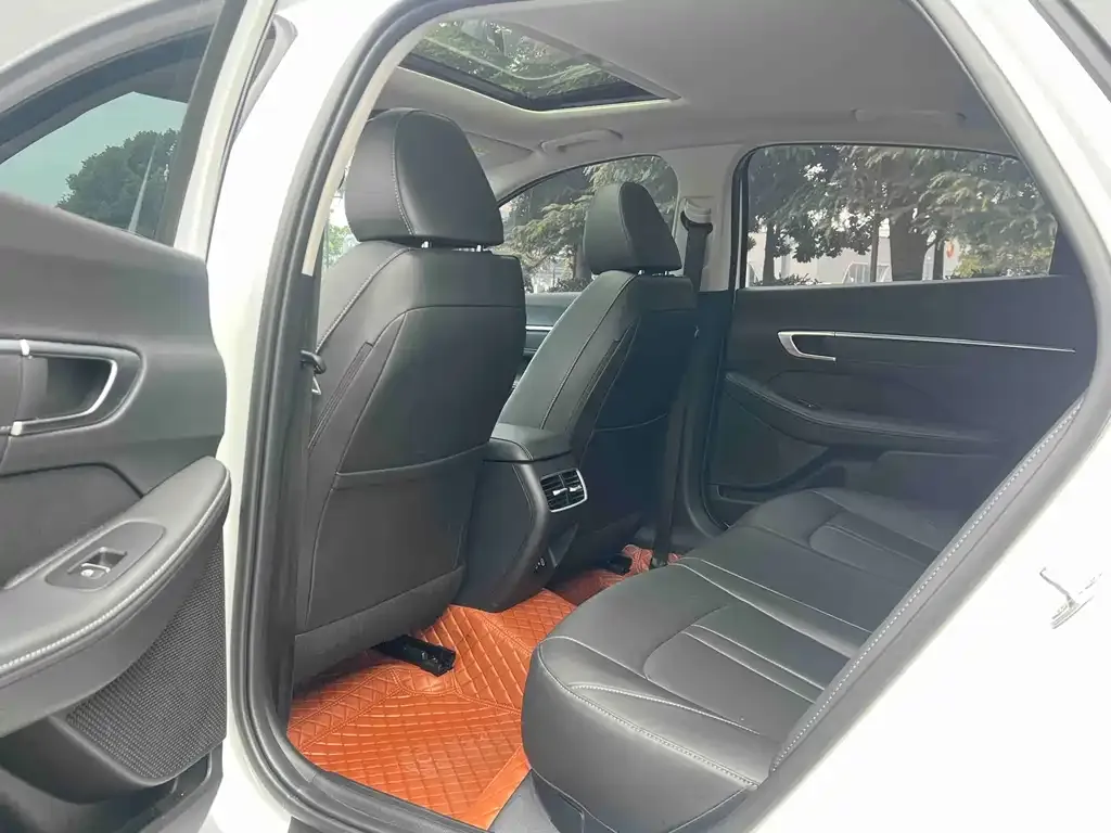 Hyundai Sonata 2025 из CN, фото 4