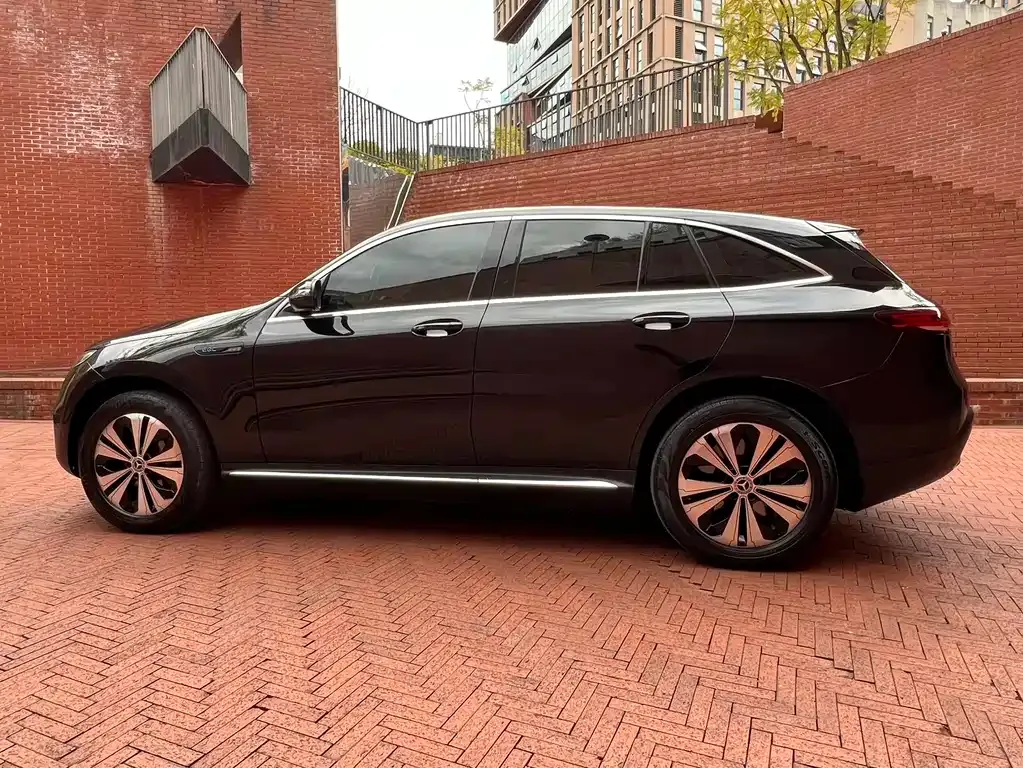 Mercedes-Benz EQC 2023 из CN, фото 10