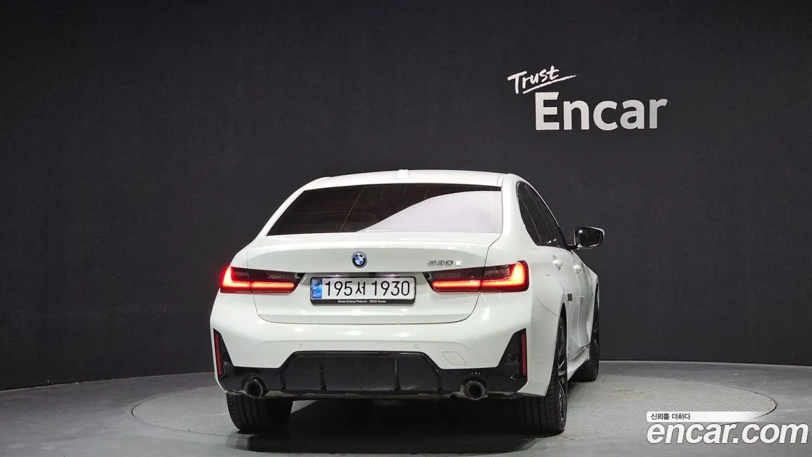 BMW 3-Series 2023 из KR, фото 4