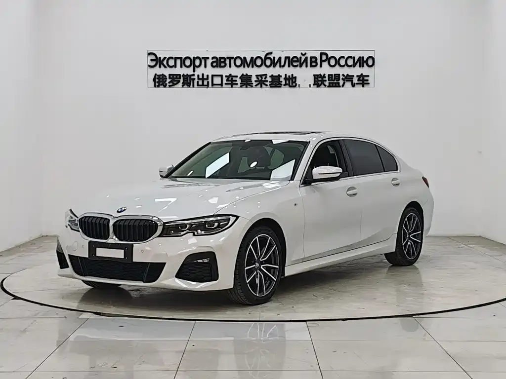BMW 3 Series 2022 из CN, фото 1
