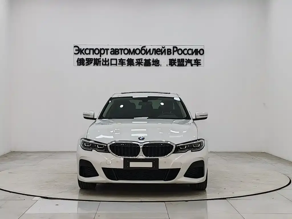 BMW 3 Series 2022 из CN, фото 2