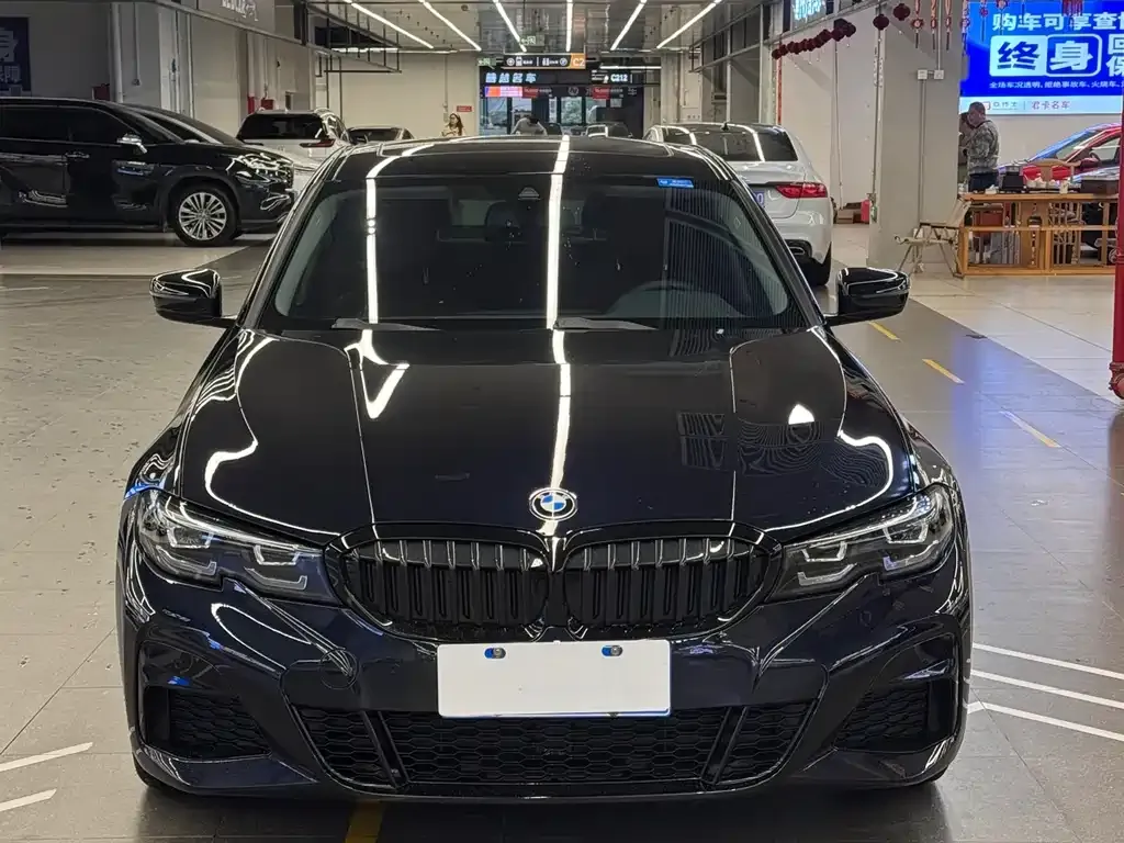BMW 3 Series 2022 из CN, фото 6