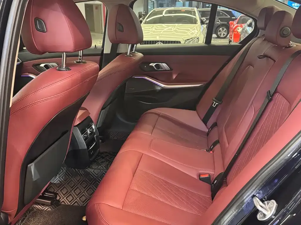 BMW 3 Series 2022 из CN, фото 4