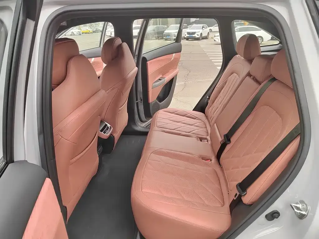 Changan CS75PLUS 2024 из CN, фото 6
