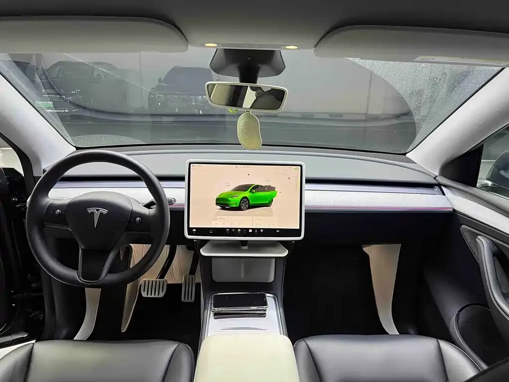 Tesla Model Y 2024 из CN, фото 4