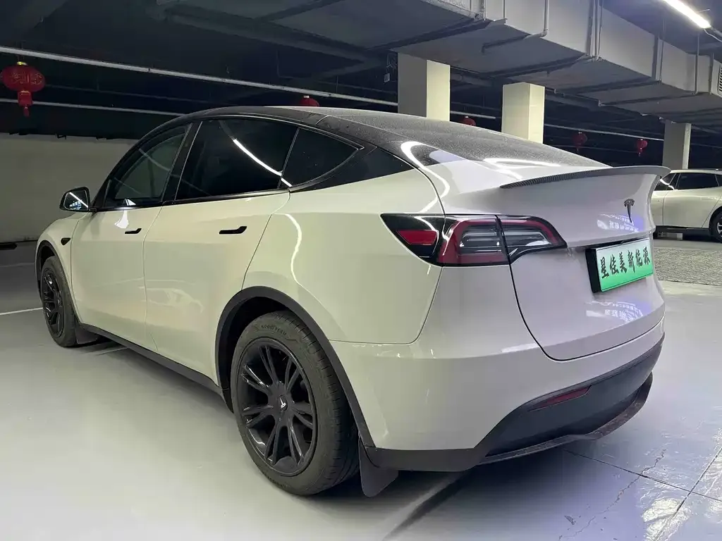 Tesla Model Y 2024 из CN, фото 5