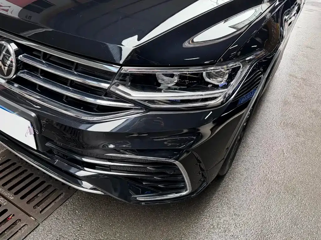Volkswagen Tiguan L 2021 из CN, фото 4