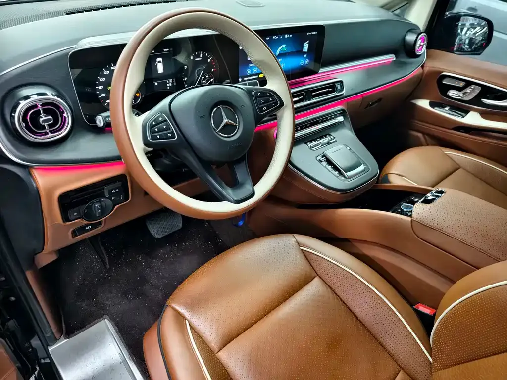 Mercedes-Benz Vito 2023 из CN, фото 8
