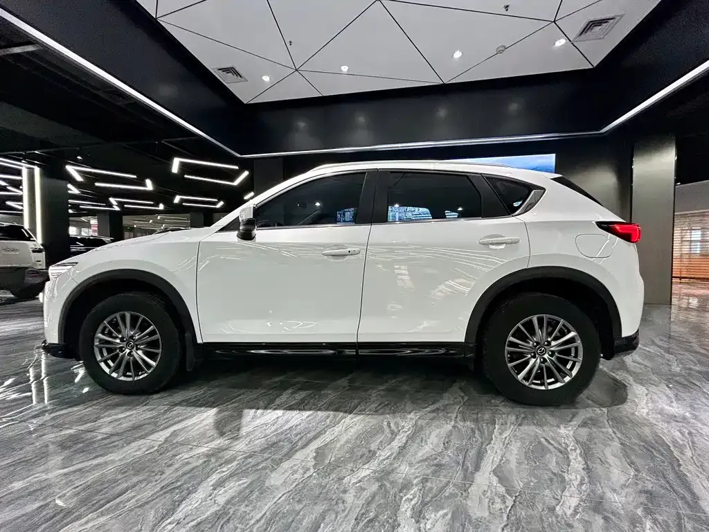 Mazda CX-5 2021 из CN, фото 8