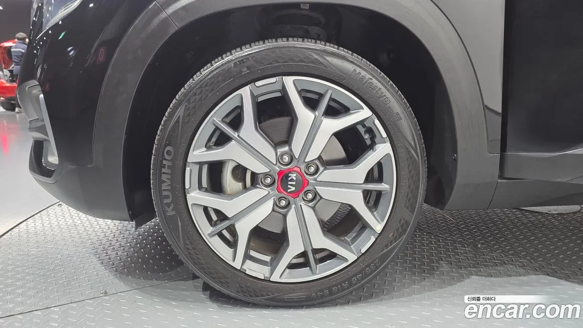 Kia Seltos 2022 из KR, фото 2