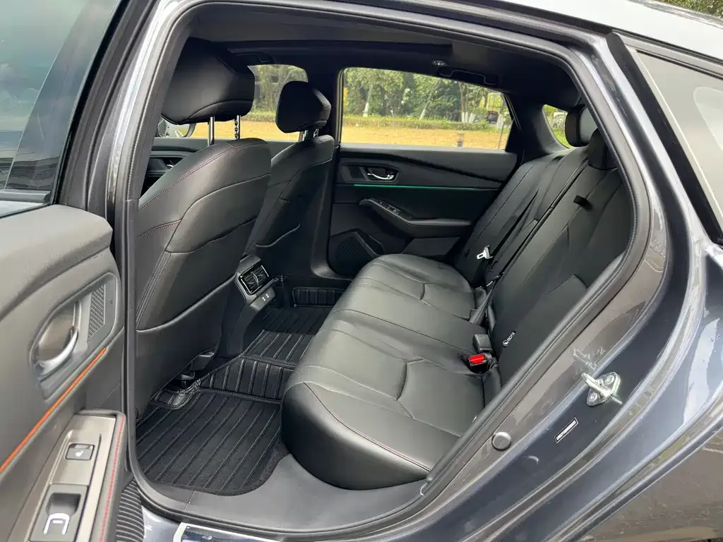 Honda Accord 2023 из CN, фото 4