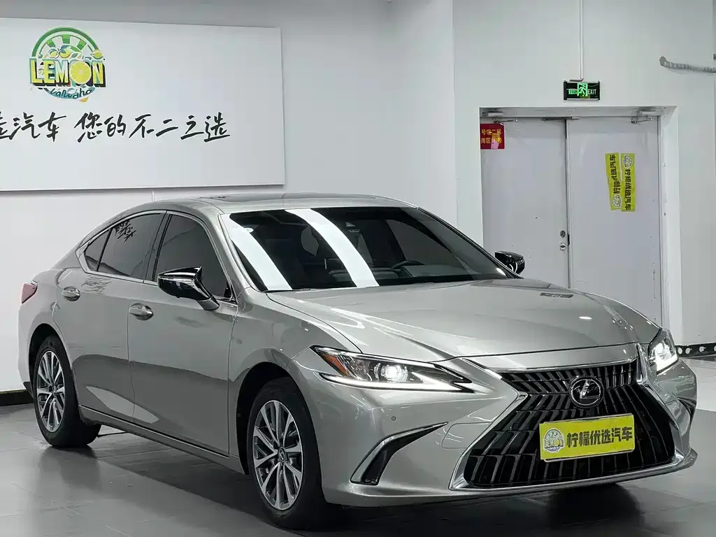 Lexus ES 2022 из CN, фото 4