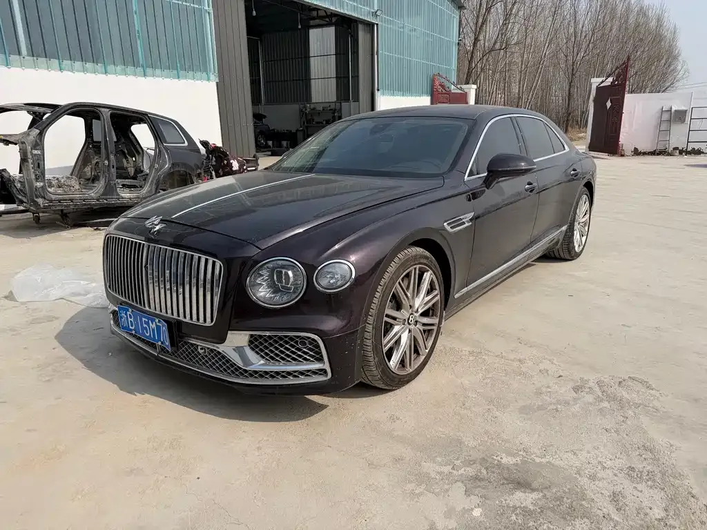 Bentley Flying Spur 2024 из CN, фото 1