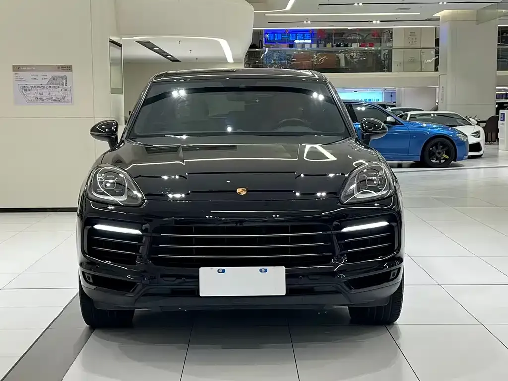 Porsche Cayenne — фото 5