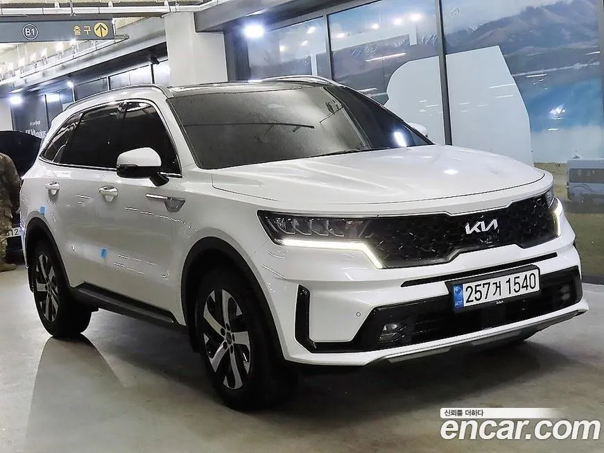 Kia Sorento — фото 1