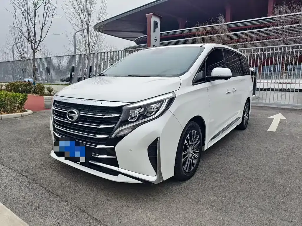 GAC Motor Trumpchi M8 — фото 1