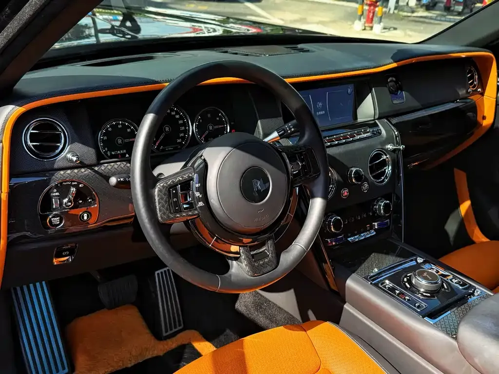 Rolls-Royce Cullinan 2021 из CN, фото 6