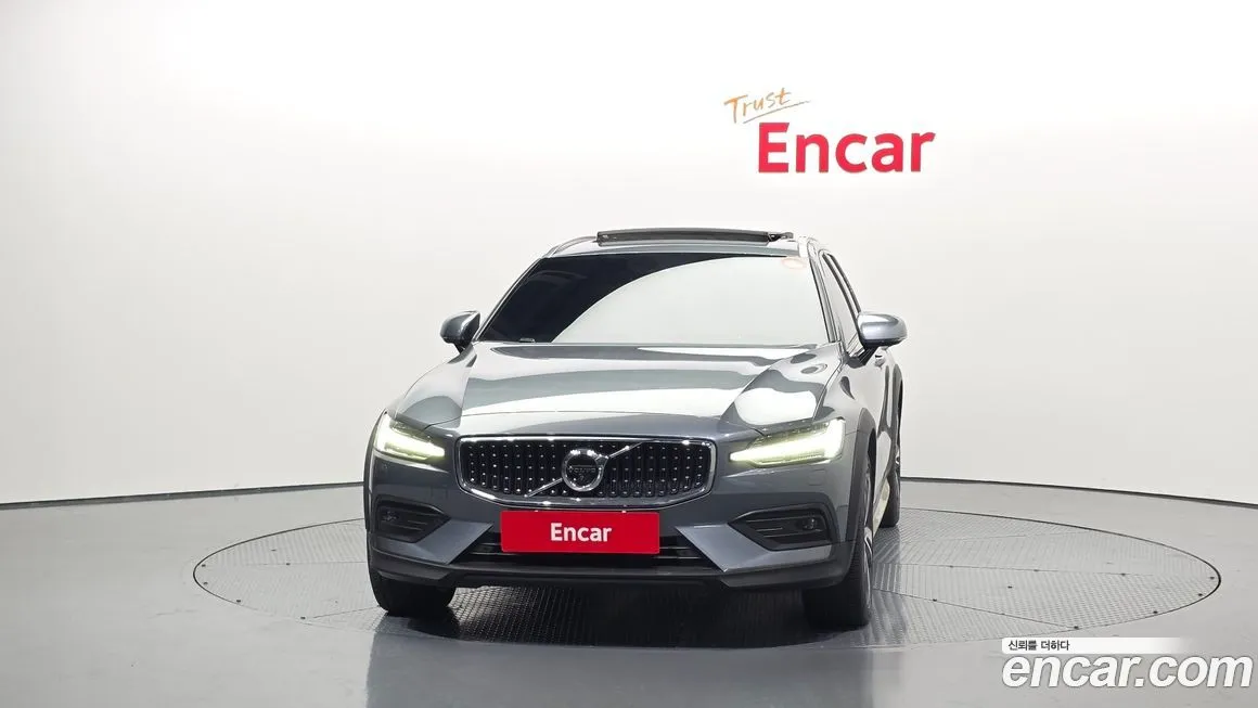 Volvo V60 2021 из KR, фото 4