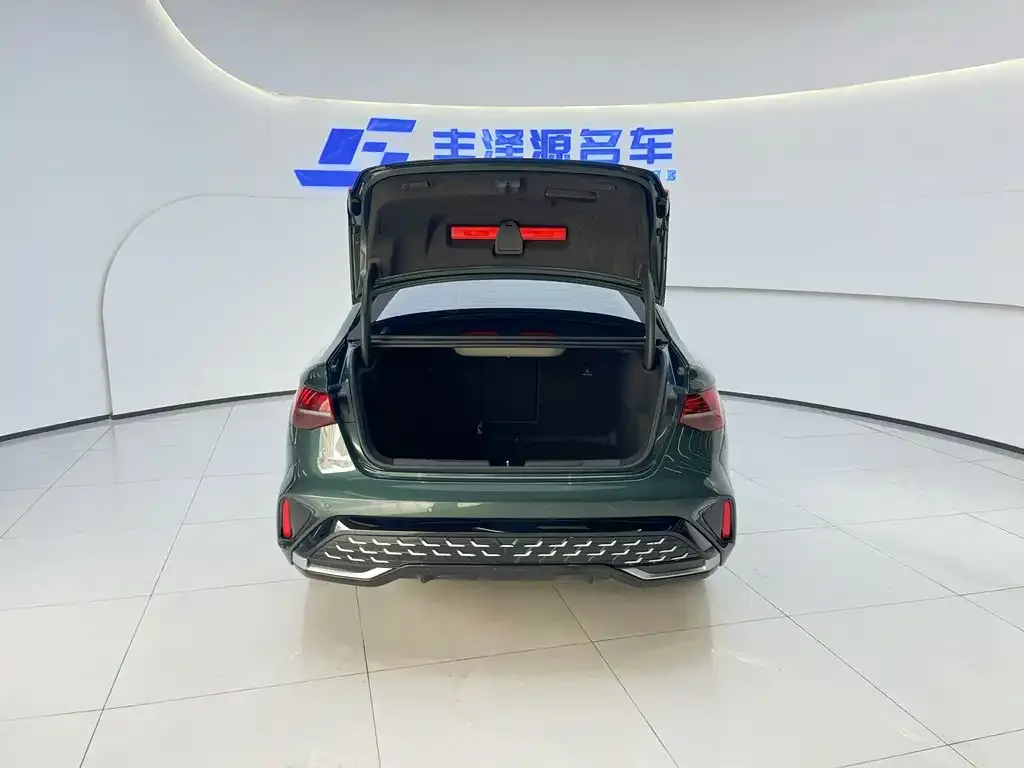 Audi A3 2026 из CN, фото 4