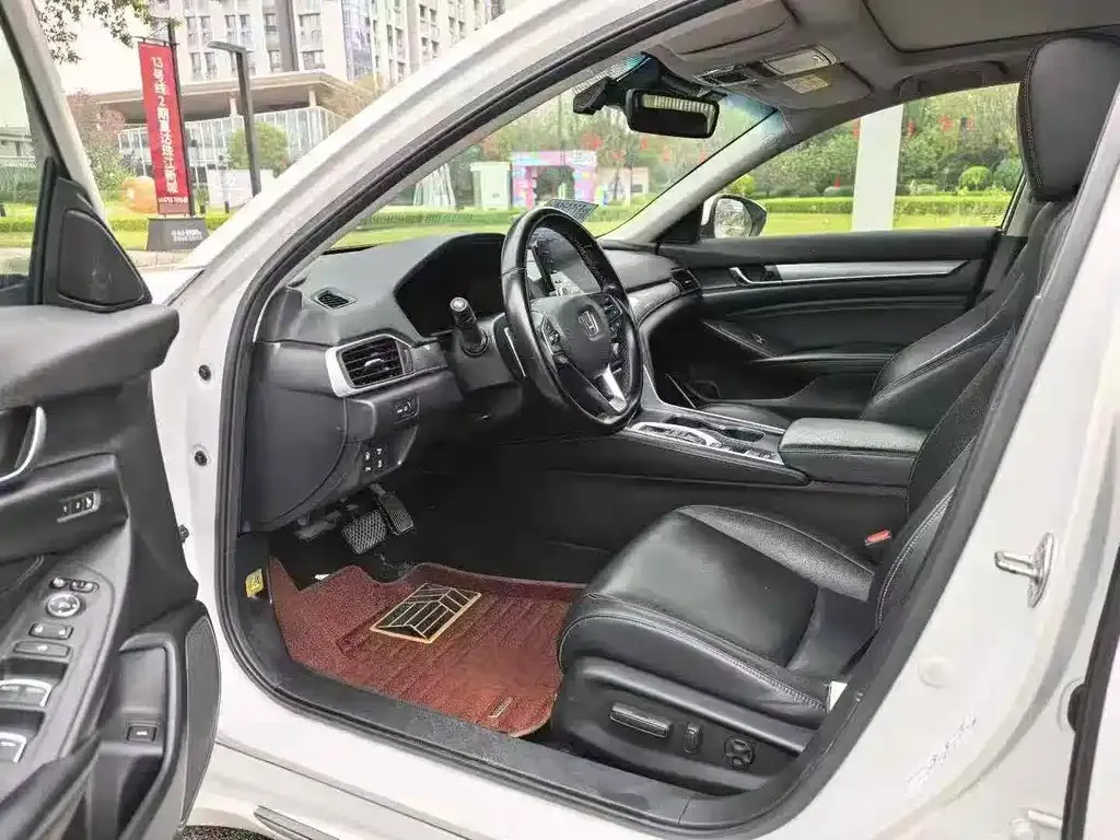 Honda Accord — фото 2