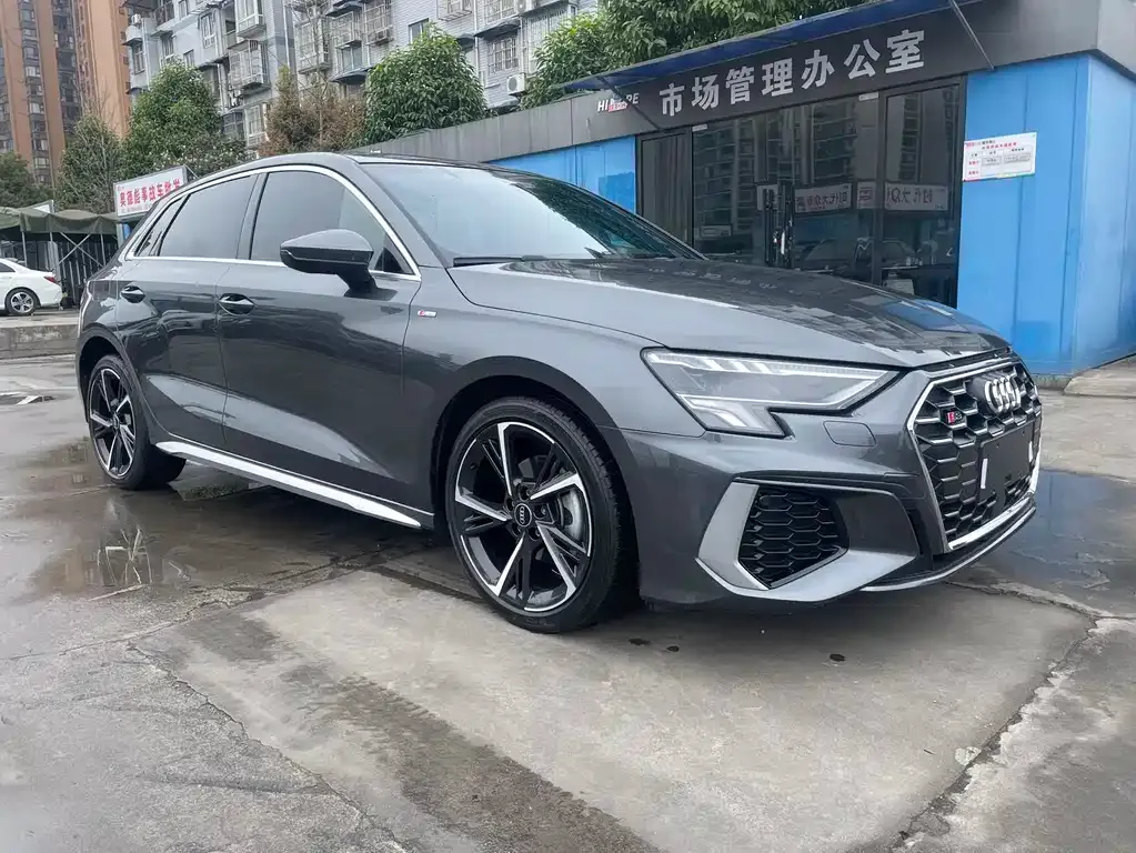 Audi A3 2023 из CN, фото 3