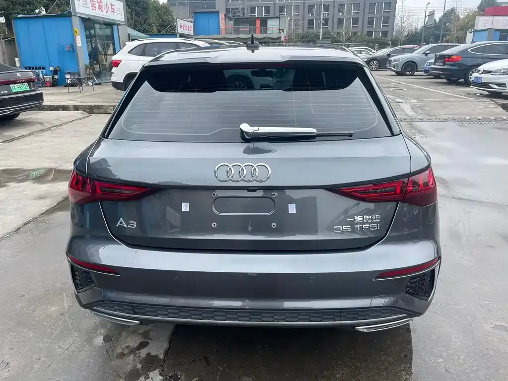 Audi A3 2023 из CN, фото 5