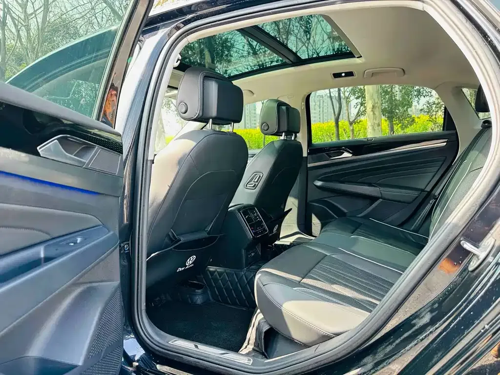 Volkswagen Passat — фото 3