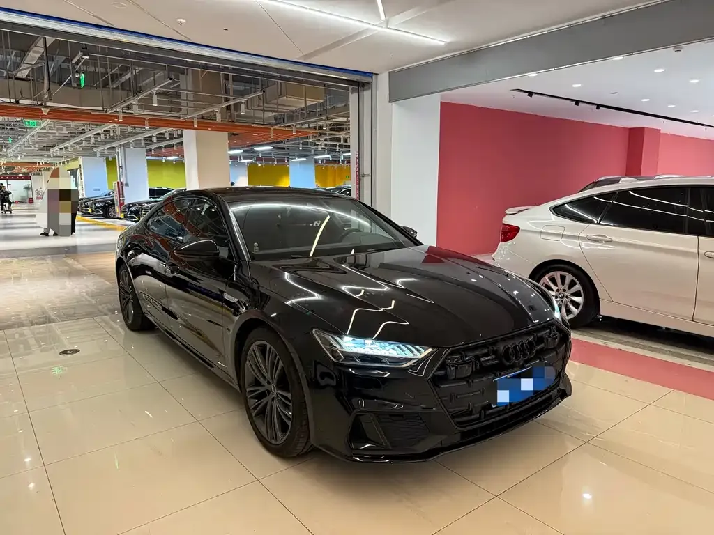 Audi A7L 2023 из CN, фото 8