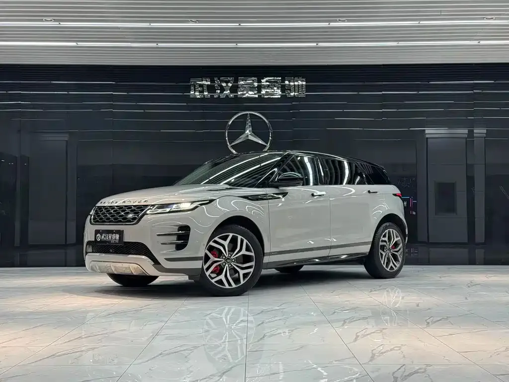 Land Rover Evoque — фото 1
