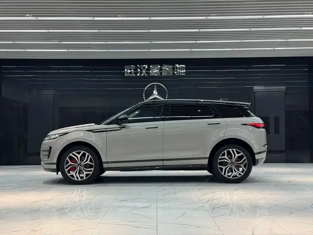 Land Rover Evoque — фото 10